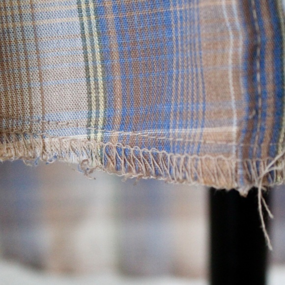 Plaid Casual Button Down Shirt - Picture 5 of 10